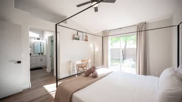 3 habitaciones, escritorio, tabla de planchar con plancha y wifi