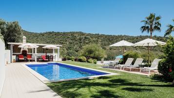 Seasonal outdoor pool