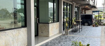 Life Hotel Rong Khun