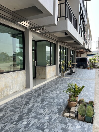 Life Hotel Rong Khun