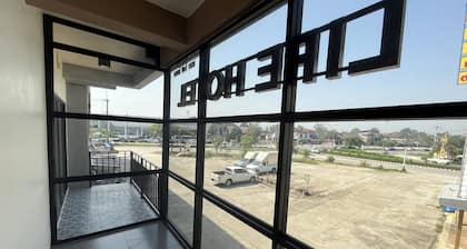 Life Hotel Rong Khun