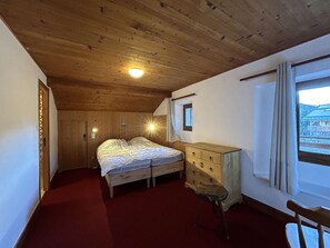 3 bedrooms