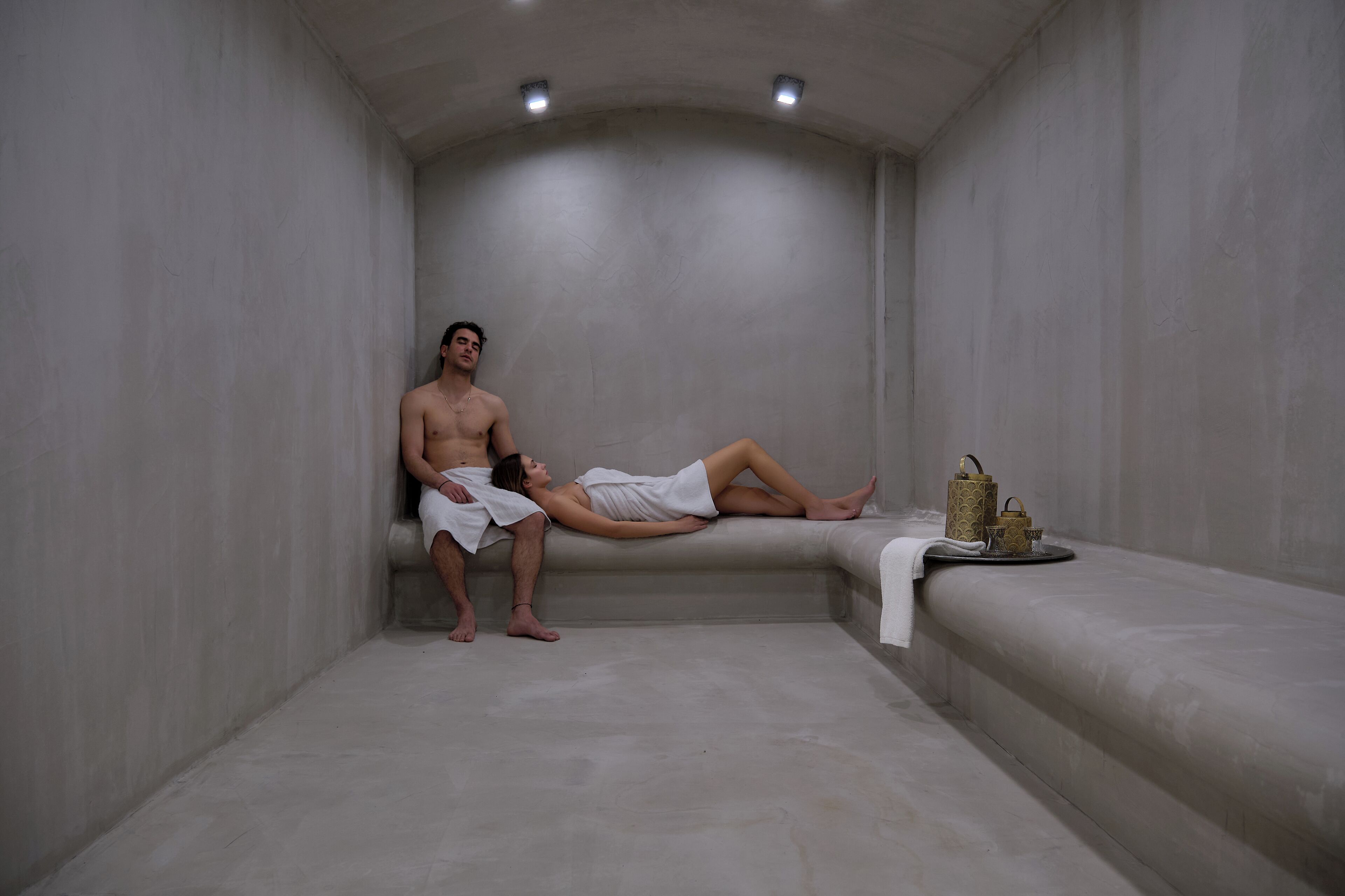 Sauna, steam room, body treatments, hydrotherapy, aromatherapy
