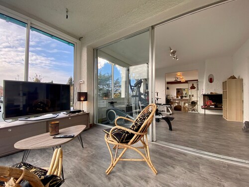 Maison spacieuse avec fitness, massage sur demande et jardin privatif, proche Nantes et Pornic