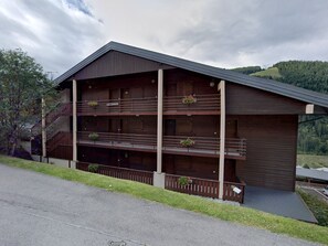 Exterior - Cozy apartment in Châtel near slopes and lake, with balcony - 25sqm, parking included (Châtel)