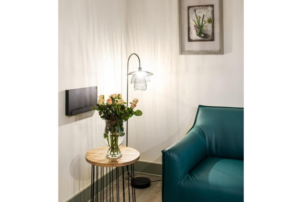 Una Smart TV, una pantalla de ordenador