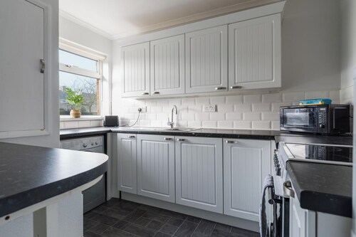 Chestnut House - Cosy 2 Bedroom - Ashington