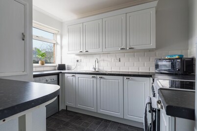 Chestnut House - Cosy 2 Bedroom - Ashington