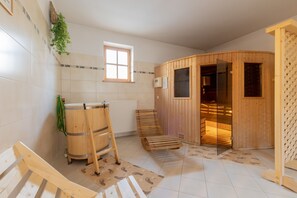 Sauna - Zakopane Ski Apartment near Polana Szymoszkowa by Renters (Zakopane)