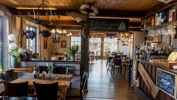 Bar (en la propiedad)