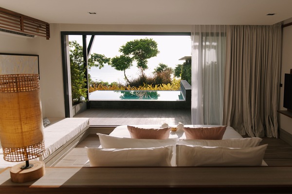 Premium Chalet | Blackout drapes, iron/ironing board (on request), WiFi (free)