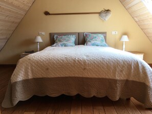 2 Schlafzimmer, Bügeleisen/Bügelbrett, Reisekinderbett, kostenloses WLAN