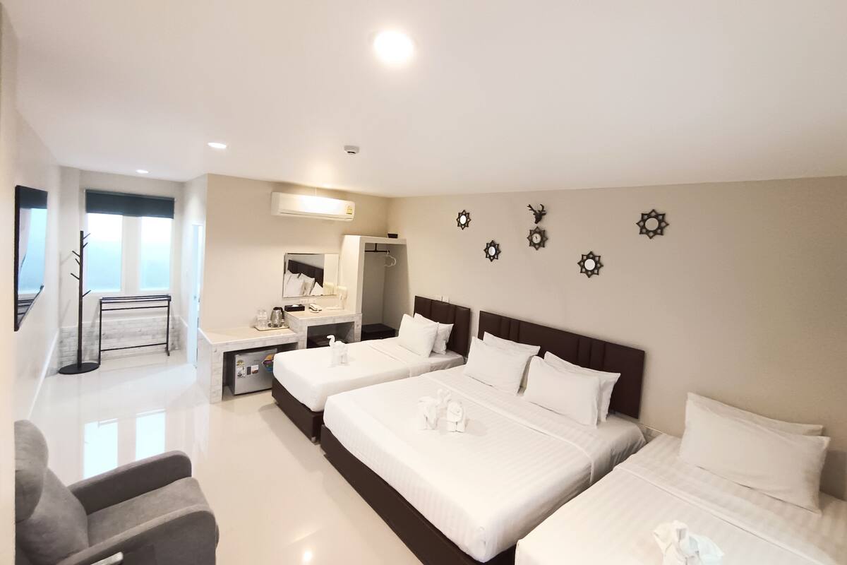 Family Double Room Single Use, Air conditioning, Garden View