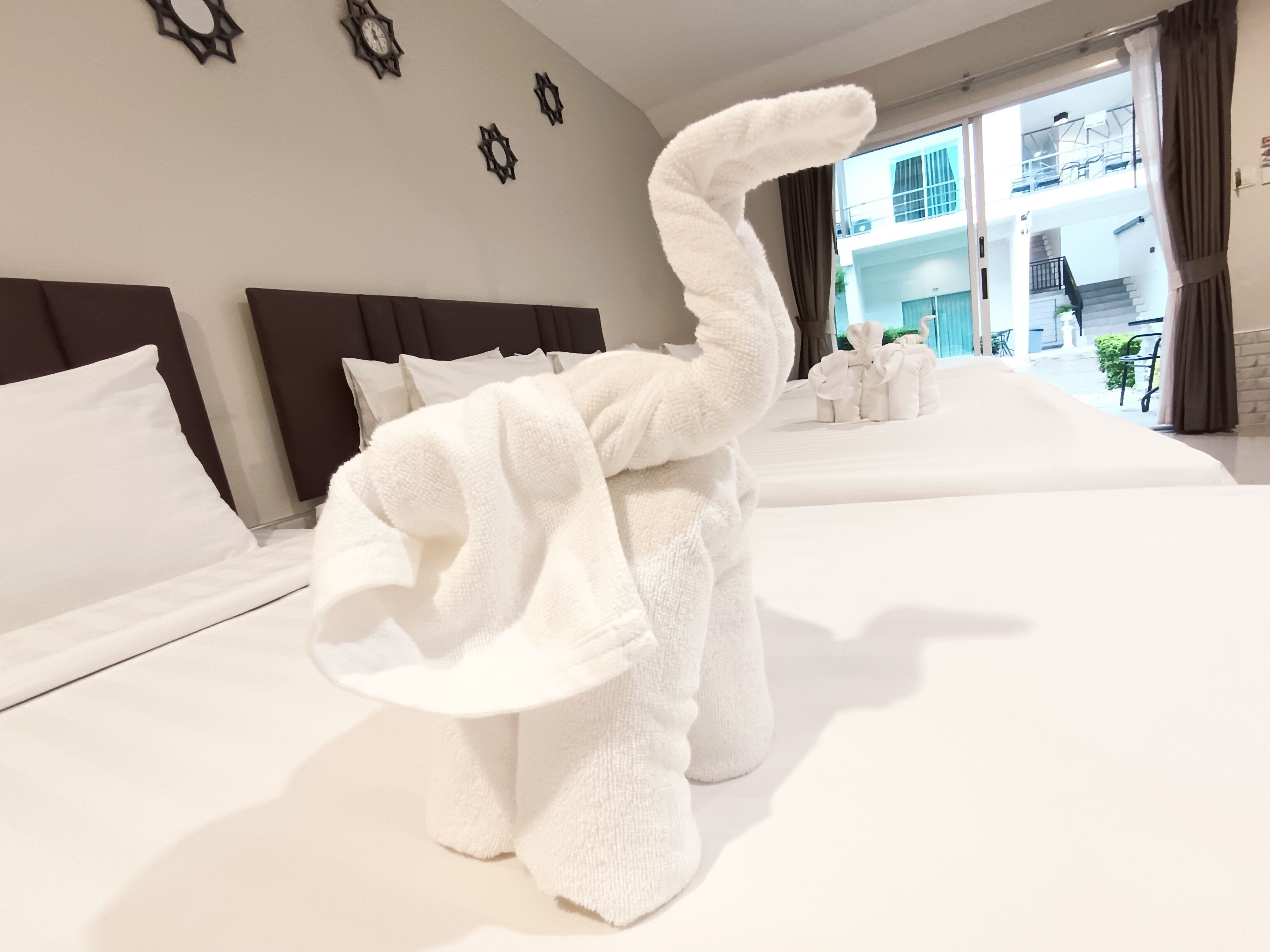 Family Double Room Single Use, Air conditioning, Garden View | Bathroom | Shower, rainfall showerhead, eco-friendly toiletries, hair dryer