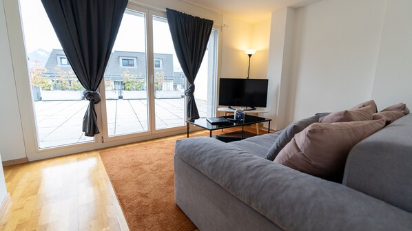 Modern Duplex, 3 Bedrooms, Terrace, Mountain View | Living area | 45-inch LCD TV with cable channels, TV, heated floors