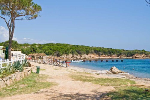 Semi-detached villa 200 meters from the beach