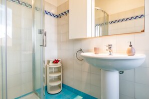 Shower - Casa Aldrovandi, Capoliveri (Capoliveri)
