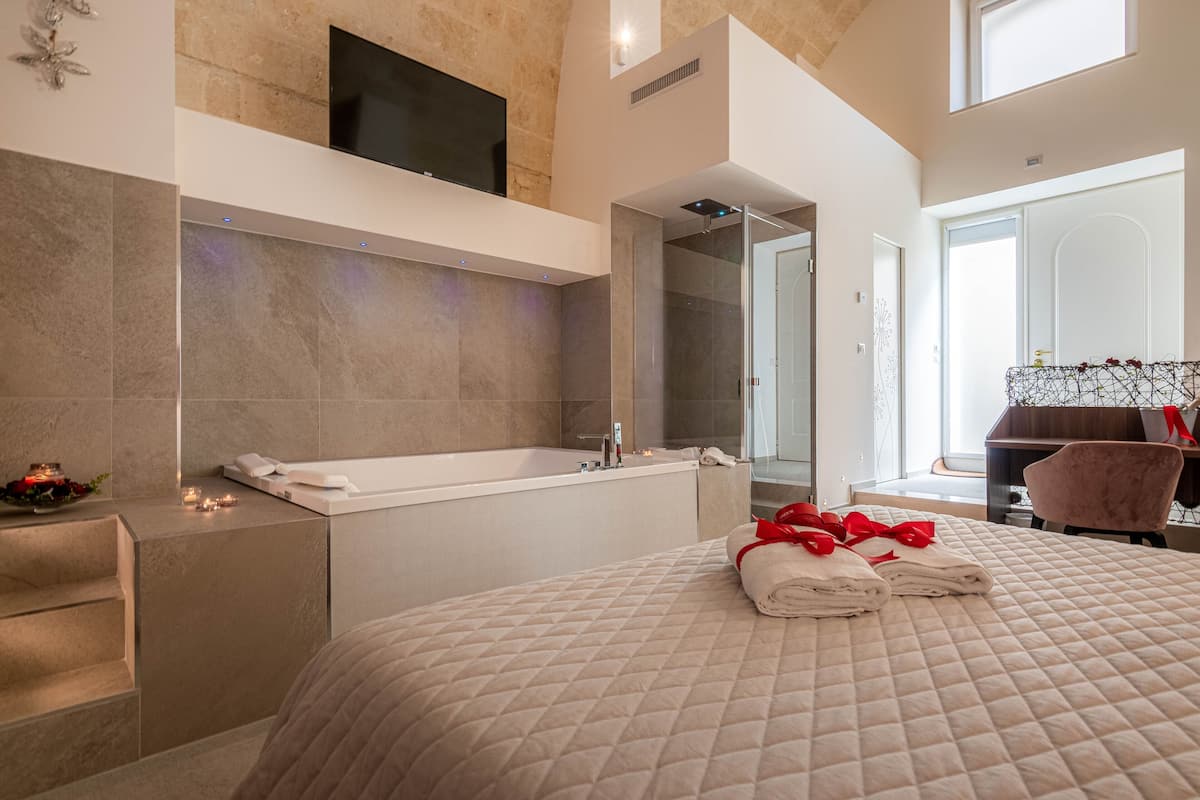 Kamar Romantis | Seprai Frette Italia, seprai premium, dan tempat tidur Select Comfort
