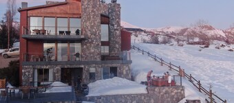 Luxury chalet with best skiing in the South American Andes