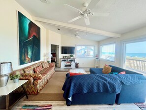 Smart-TV, DVD-spiller og filmbibliotek