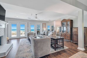 Smart TV, DVD player, video library