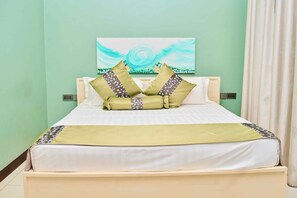 Executive Double Room | Premium bedding, desk, laptop workspace, free WiFi - Hotel Amaranth (Dar es Salaam)