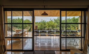 Interior - Les Gardis — An Exceptional Provençal Mas in the Heart of the Luberon (Cadenet)