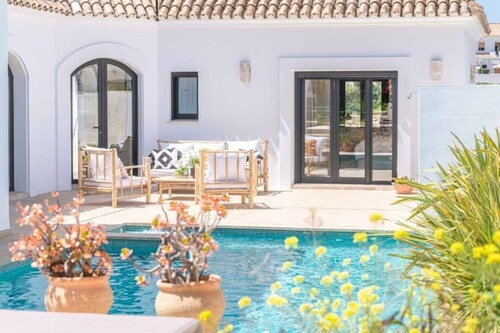 Design-Villa | Für 10 | 100m zum Strand | Beheizter Pool | Fußbodenheizung