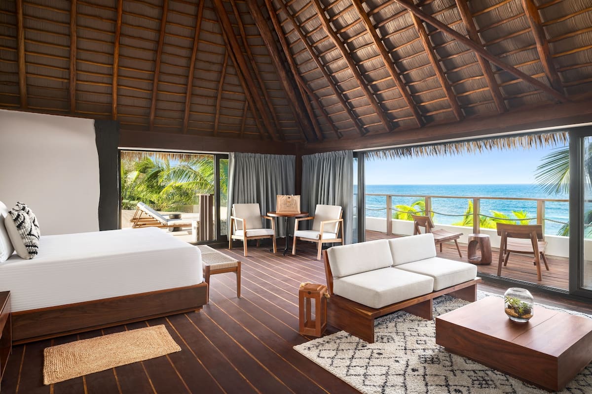 Casa Zamna Ocean Front Presidential Suite King Bed | 1 bedroom, premium bedding, free minibar, in-room safe