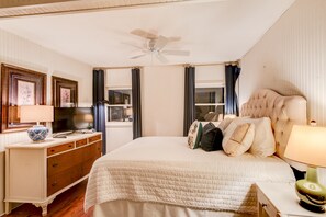 5 habitaciones, tabla de planchar con plancha, wifi y ropa de cama