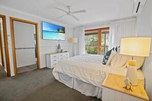 4 chambres, fer et planche à repasser, Wi-Fi gratuit, draps fournis