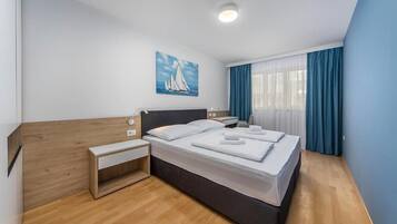 1 bedroom, WiFi, bed sheets