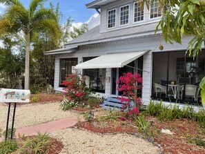 Front of property - Inn Shepard's Park  (Stuart)