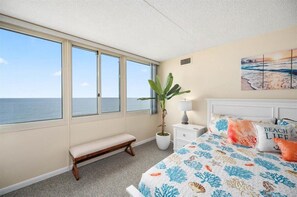 3 chambres, draps en coton égyptien, fer et planche à repasser