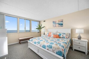 3 bedrooms, Egyptian cotton sheets, iron/ironing board, free WiFi