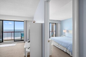 2 bedrooms, iron/ironing board, free WiFi