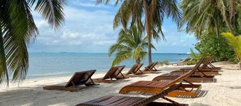 Villa Angela | 4BR | Beachfront & Private Pool