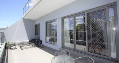 Summit - 13/35 Clyde Street