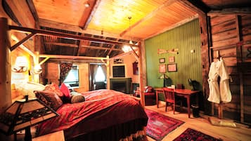 1 slaapkamer, een bureau, verduisterende gordijnen