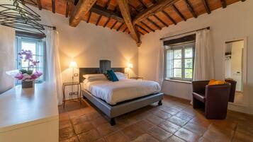 Classic-Doppel- oder -Zweibettzimmer | Italienische Bettbezüge von Frette, hochwertige Bettwaren