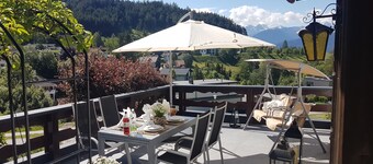 bright apartment with a large sun terrace and access to the garden