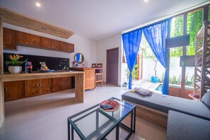 Smart TV - A Places For escape Be Alone At Seririt (seririt)