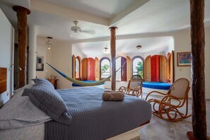 8 Schlafzimmer, Bügeleisen/Bügelbrett, Reisekinderbett, WLAN