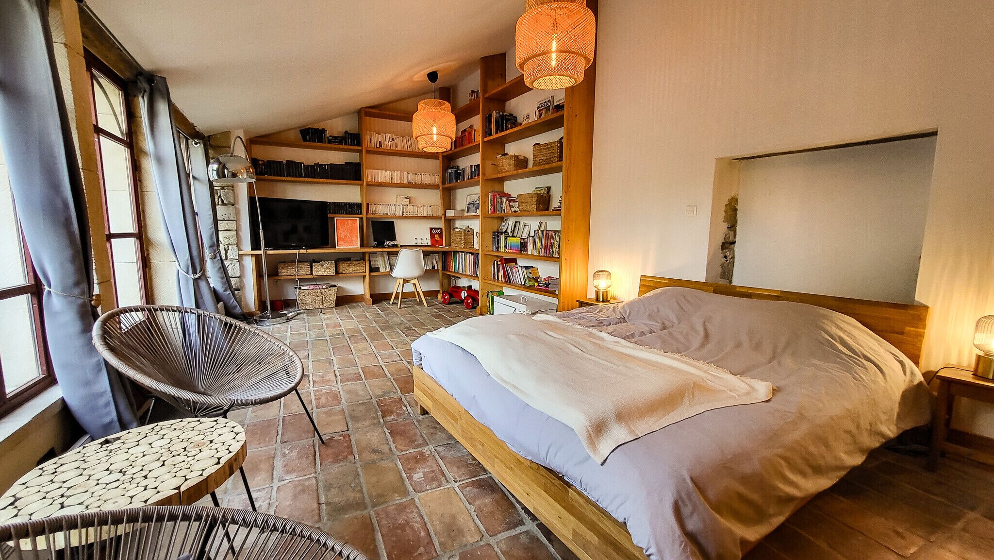 5 chambres, fer et planche à repasser, Wi-Fi gratuit, draps fournis