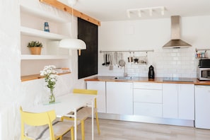 Private kitchen - Private attic in Montan (Montanejos) (Montán)