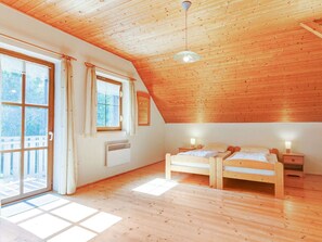 4 habitaciones y muebles diferentes