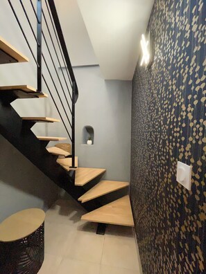 Interior - Cozy 3 stairs apartment in charming village south of France (Roubia)