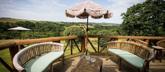 The Den - Dog friendly cottage for 2-4 guests, with a sauna