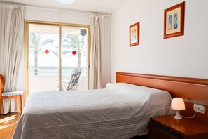 4 bedrooms, WiFi - Apartamento Azul Mar (Calafell)