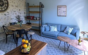 Apartamento (1) | Zona de estar | Suelo radiante, una oficina